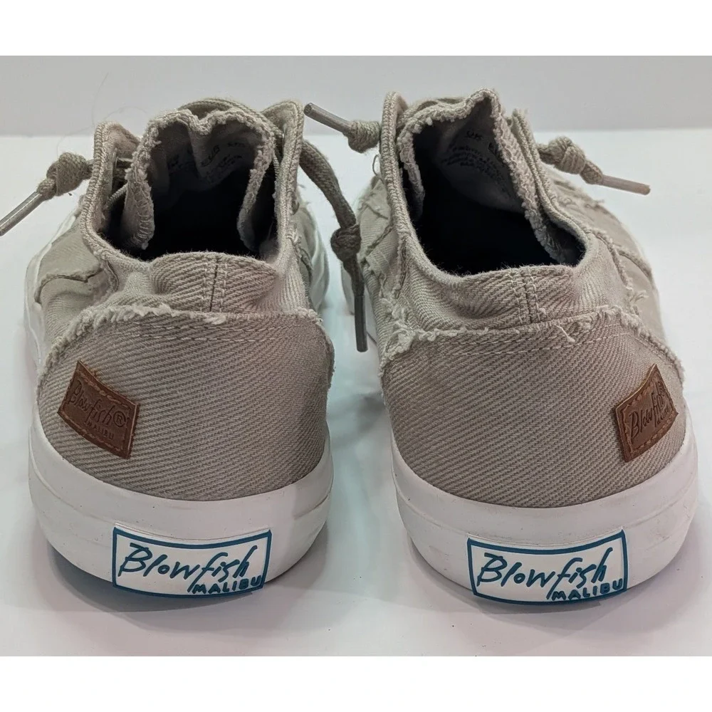 Blowfish Malibu Canvas Sneakers Womens 9 Gray Excellent Distressed Slip On